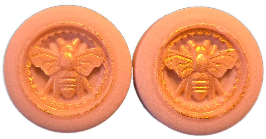 Honeybees (made with creamy Goat's Milk)